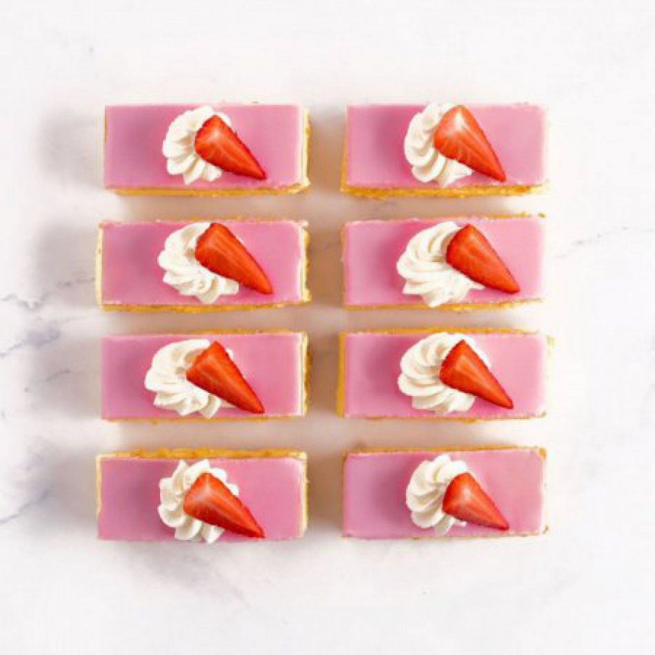 Ambachtelijke Tompoucen 10 stuks 