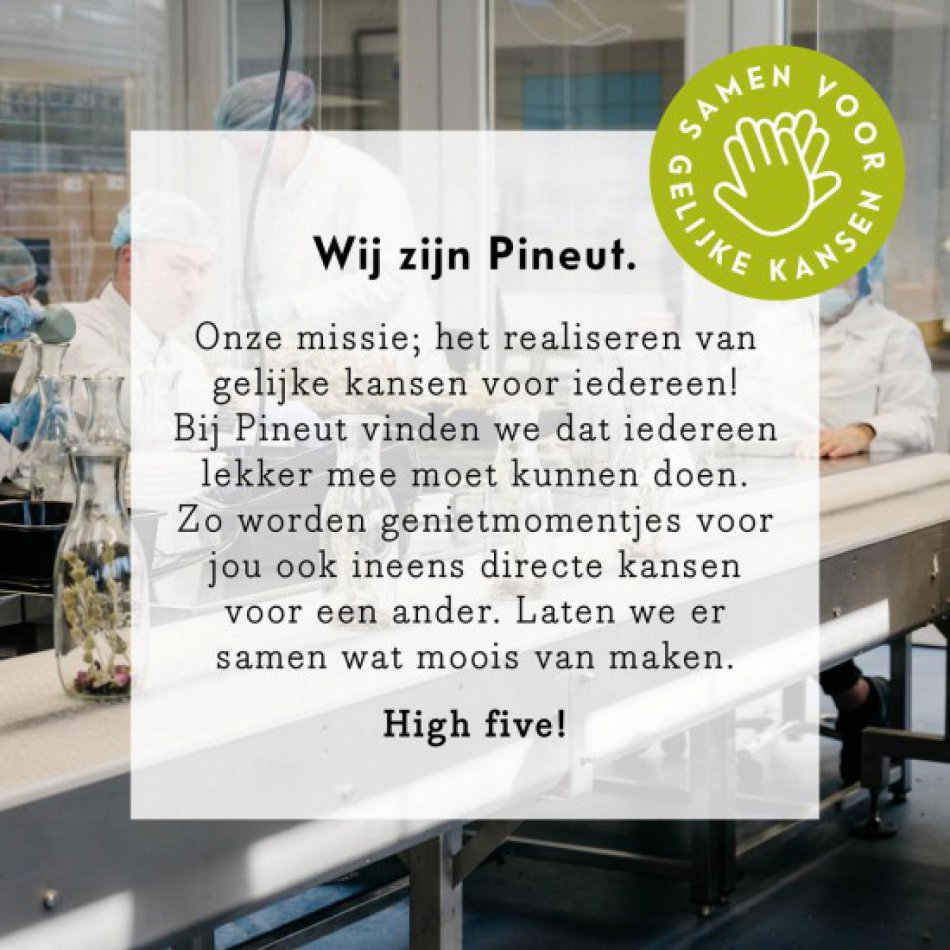 Pineut Klaar Voor Een Kus Fles